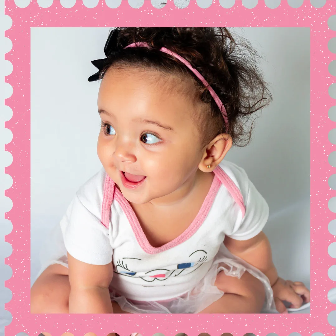 Beautiful Baby Images With Quotes/Adorable Baby Laughing With Pink Frame